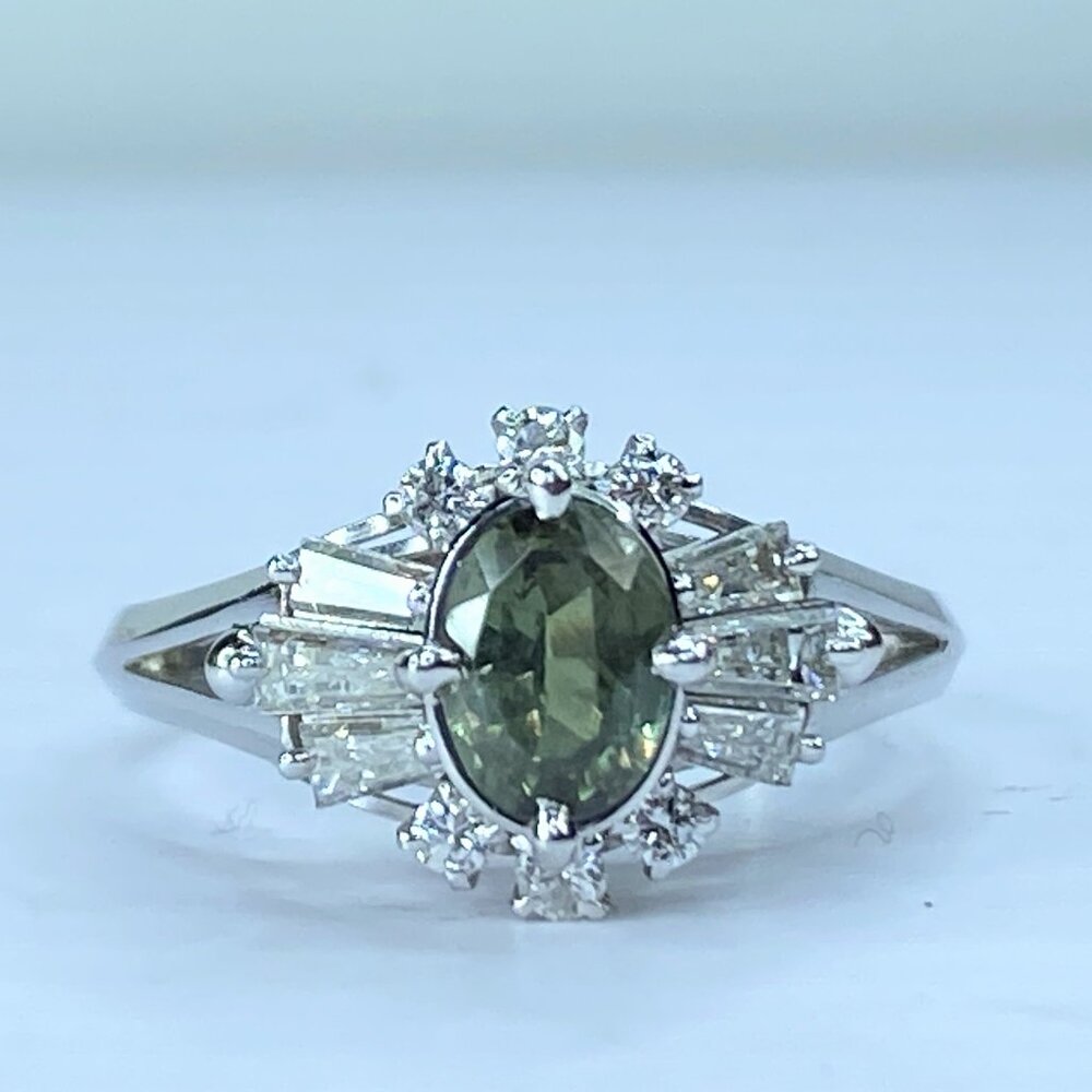 Certified Platinum 0.85ct Alexandrite 0.54ct F/VS1 Diamond statement ring JR672